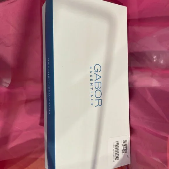 NIB Gabor Essentials Simply Delightful Heat Friendly Long Wig Ash Blonde Rooted - Picture 4 of 5